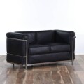 online-vintage-furniture-and-decor-auction-small-5