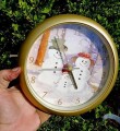 8frosty-and-mrs-snowman-hanging-wall-clock-plays-christmas-music-small-8