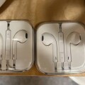 apple-airpods-earphones-earbuds-small-0