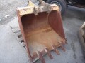 3-caterpillar-backhoe-bucket-small-4