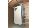 apple-iphone-11-pro-max-samsung-galaxy-s10-512gb-small-0