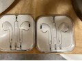 apple-airpods-earphones-earbuds-small-0