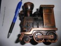 small-locomotive-its-a-bank-small-5