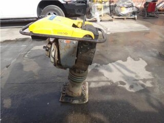 wacker-neuson-model-ds70-diesel-rammer-or-jumping-jack-vibratory