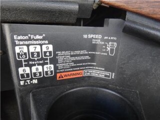 1993-freightliner-fld112-fuel-truck