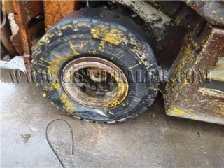 1993-nissan-forklift-kaph02a25v-3175-lbs-capacity-w-rotator