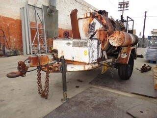 tar-machine-on-a-trailer
