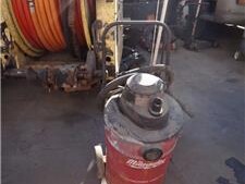 milwaukee-10-gal-wetdry-vacuum-cleaner
