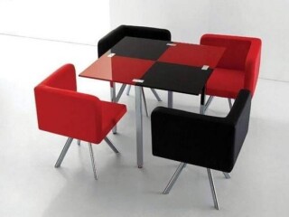 beautiful-tempered-glass-table-and-chairs