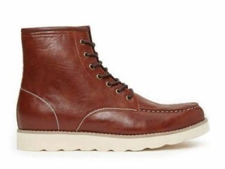 forever-21-men-faux-leather-moccasin-boots