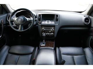 2009-nissan-maxima-sv