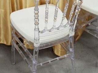 crystal-acrylic-chairs