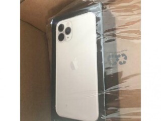 apple-iphone-11-pro-max-samsung-galaxy-s10-512gb