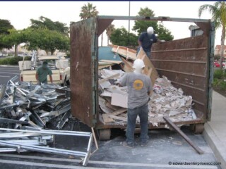 century-city-moving-and-junk-hauling