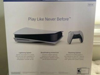 white-sony-playstation-5-disc-digital-edition