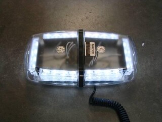 led-strobe-light-w-magnetic-base-car-rooftop-emergency-hazard
