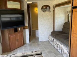 2008-wildwood-28ft-travel-trailer-with-slide-out