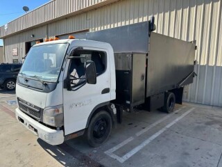 2011-mitsubishi-dump-truck