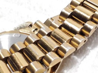 vintage-seiko-sq-gold