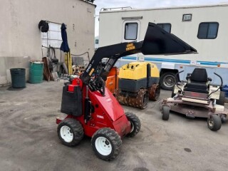 toro-dingo-mini-skid-steer-loader