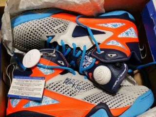 reebok-sneakers