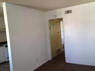 newly-renovated-apartment-for-rent-in-ontario-ca