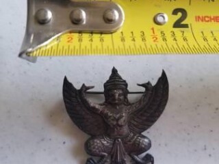 antique-garuda-metal-pin-thai-thailand-royal-and-national-symbol