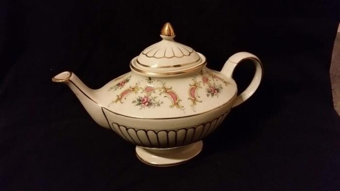 arthur-wood-tea-pot-big-3