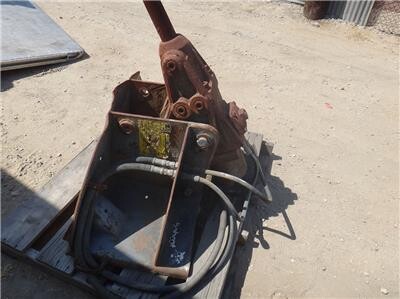 bobcat-hydraulic-breaker-attachment-big-4