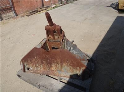 bobcat-hydraulic-breaker-attachment-big-3