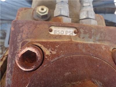 bobcat-hydraulic-breaker-attachment-big-1