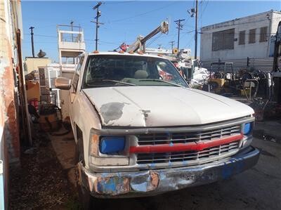1996-chevy-utility-truck-w-crane-and-air-compressor-big-4
