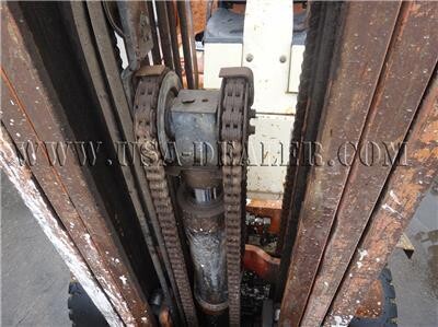 1993-nissan-forklift-kaph02a25v-3175-lbs-capacity-w-rotator-big-5