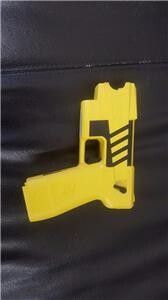m26-taser-gun-big-1