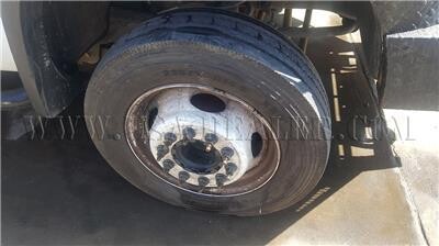 2010-dodge-5500-4x4-crew-cab-flatbed-big-0