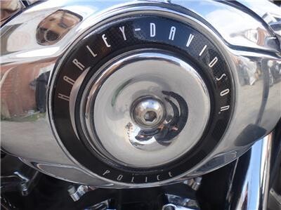 2011-harley-davidson-flhtp-motorcycle-big-5