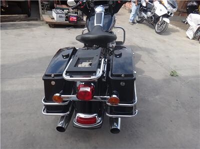 2011-harley-davidson-flhtp-motorcycle-big-4