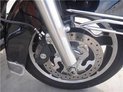 2011-harley-davidson-flhtp-motorcycle-big-1