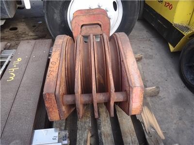 hook-block-big-1