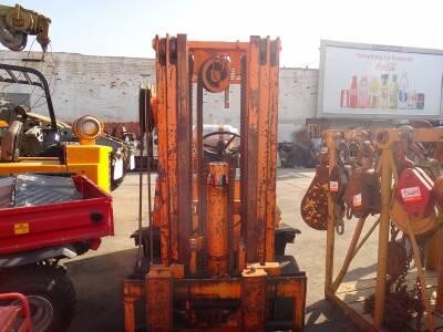 toyota-fgc-35-7000lbs-forklift-big-1