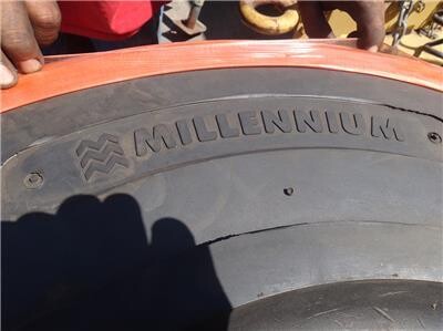 4-new-millennium-solid-pneumatic-forklift-tire-825x15-big-2