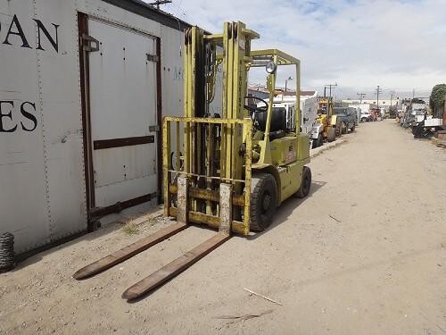 1987-mitsubishi-fd25-3800-lbs-cap-forklift-big-9