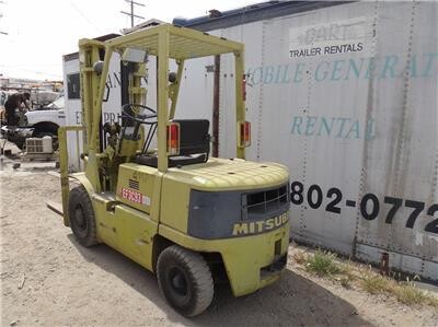 1987-mitsubishi-fd25-3800-lbs-cap-forklift-big-2