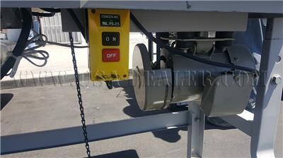 juki-mbh180-single-needle-chainstitch-button-hole-big-2