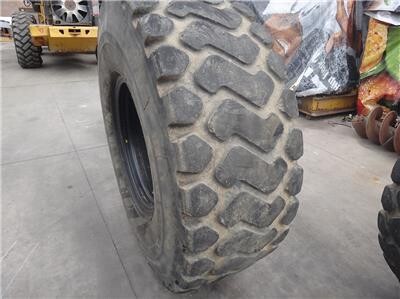 used-michelin-tires-205r25-wheel-loader-tire-big-4