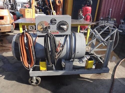 torpedo-lincoln-arc-welder-sae-300-big-9