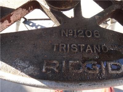 ridgid-300-pipe-threader-big-4
