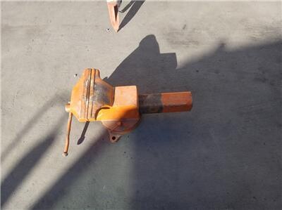 vise-big-0