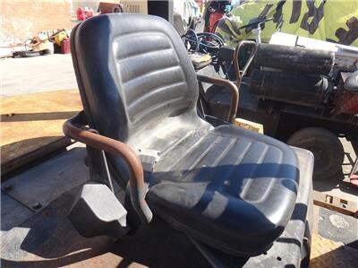 hyster-h60xl-6000-lbs-forklift-big-4