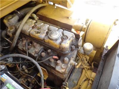 caterpillar-t80d-8000-lbs-forklift-big-8